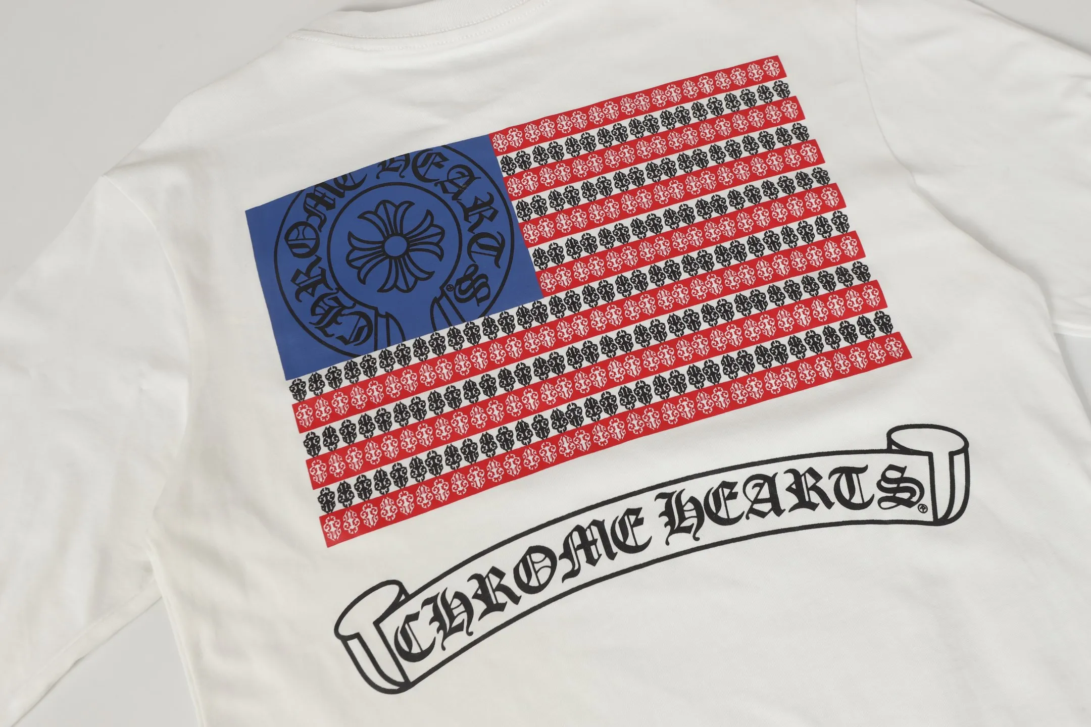 P160 Cross-border model. Those who pursue quality, please do not place an order. -Chrome Hearts/Chrome Hearts Sanskrit horseshoe🇺🇸 platform popular long-sleeved T-shirt -High weight, high density and high quality. The wool is soft, delicate and skin-friendly. It feels soft and silky. It has excellent warmth and skin-friendly properties. XL